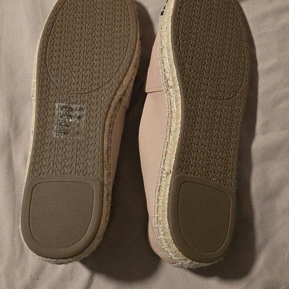 Micheal Korrs - Picture 4 of 4